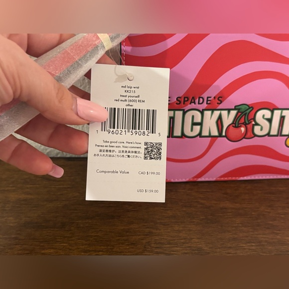 Kate Spade Sticky Situation Wristlet NWT - Picture 2 of 8